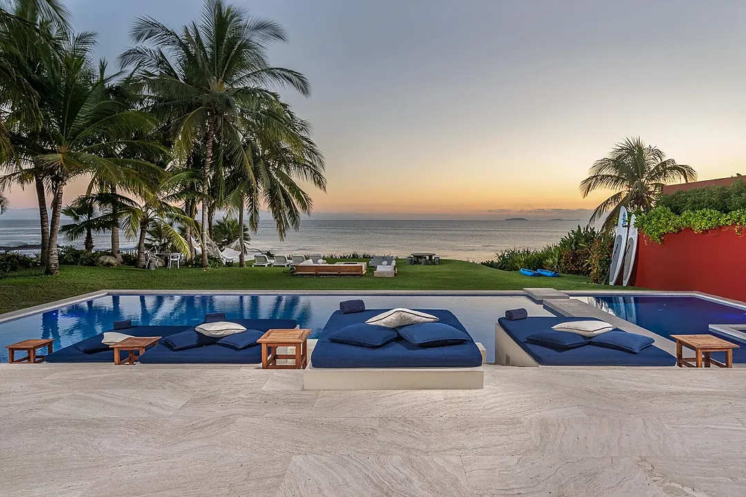 Villa Pacifica