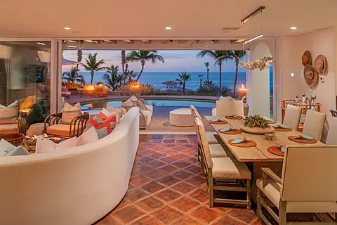 Sirena 4 - Dining & living areas