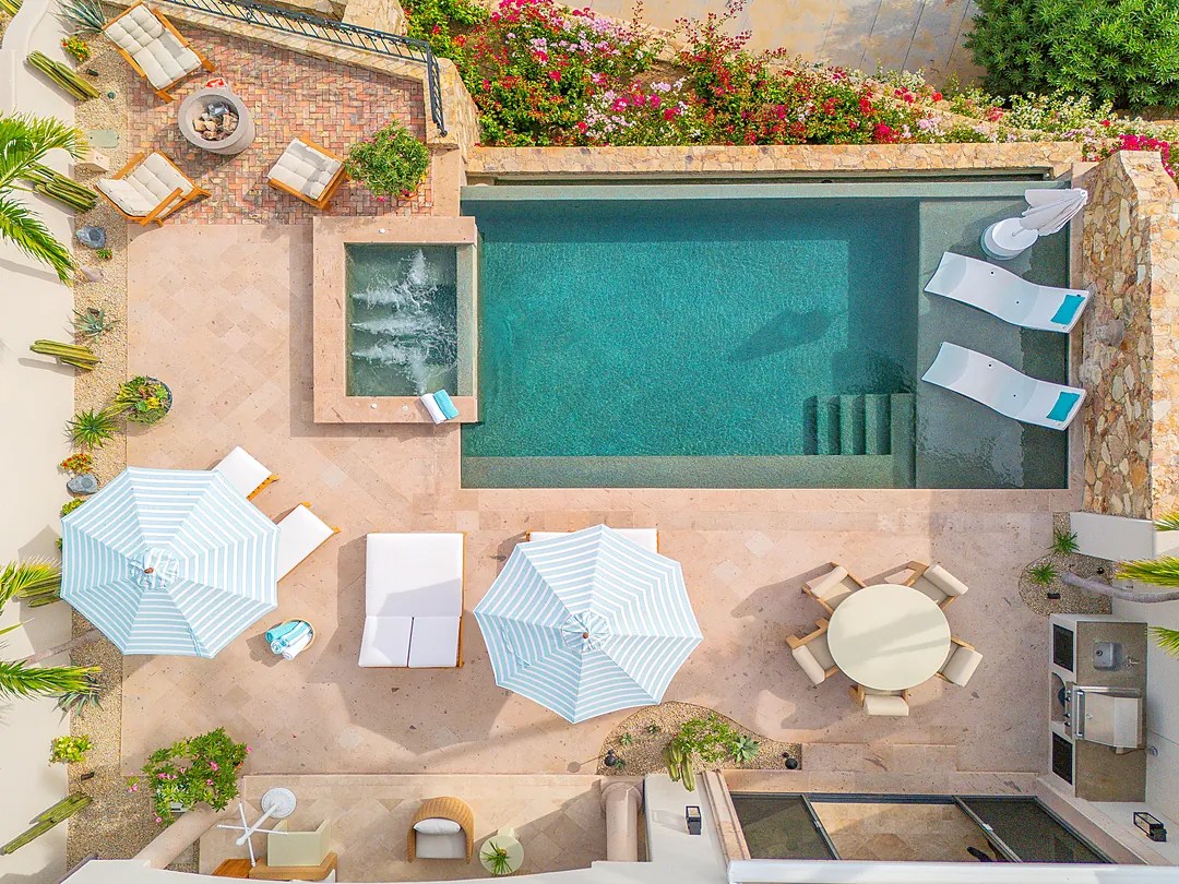 Alegre 4 - Sky views of pool & Hot tub area