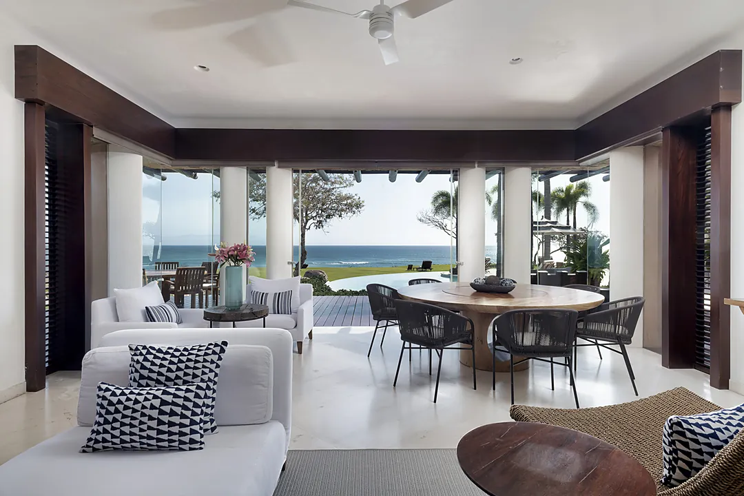 CTS00084-FamilyRoom