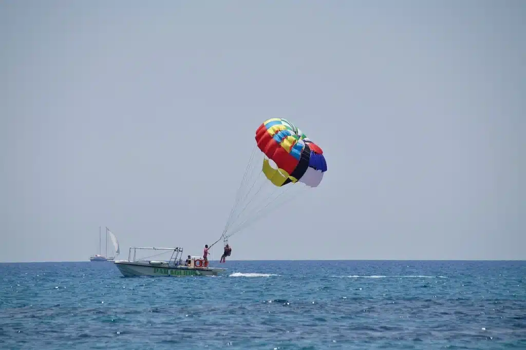 Parasailing in Los Cabos