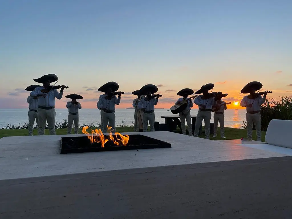 Private mariachis performing in Los Cabos